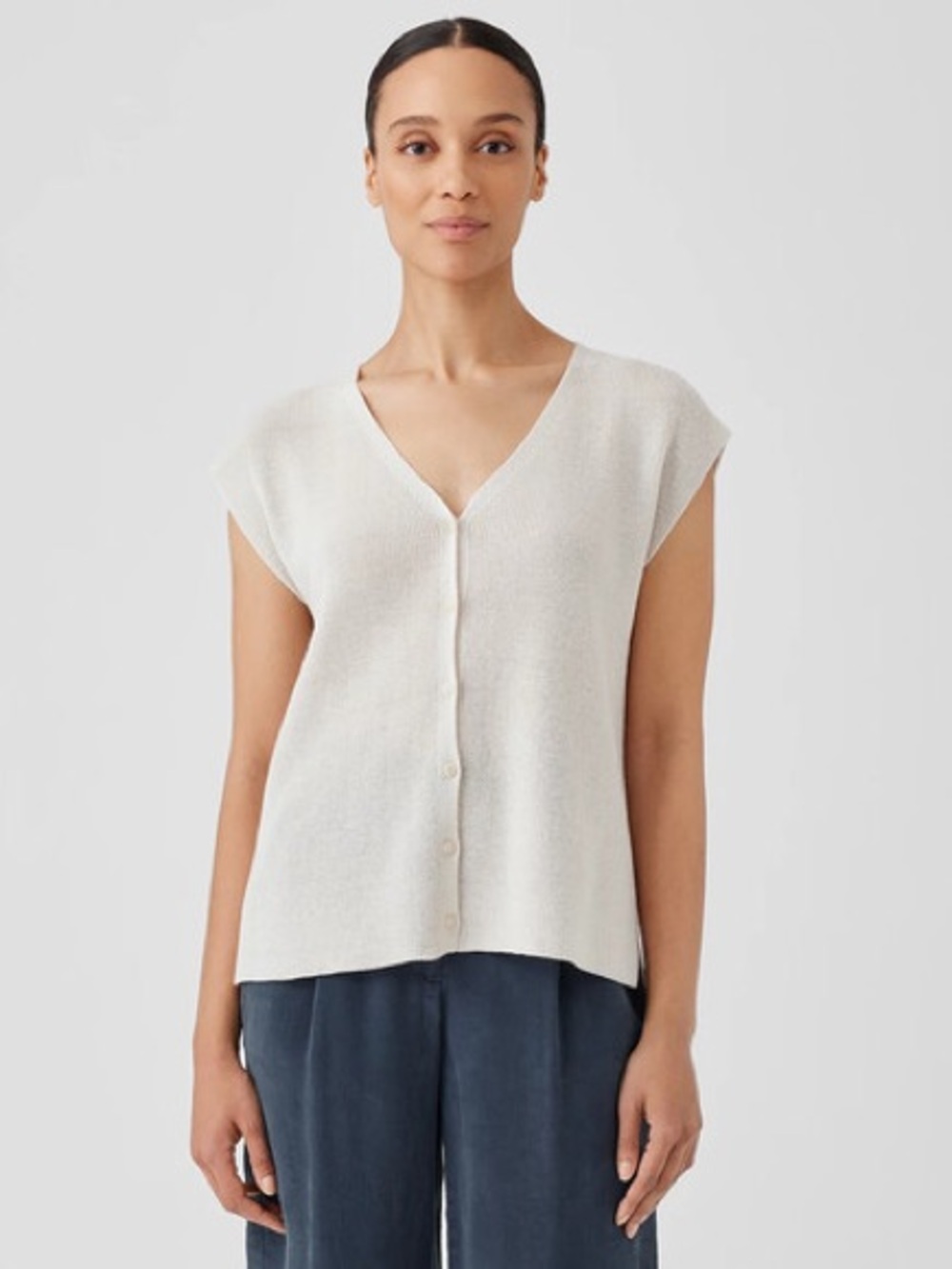 EILEEN FISHER L Peruvian Organic Cotton Crepe Cardigan Vest in Bone • Cream